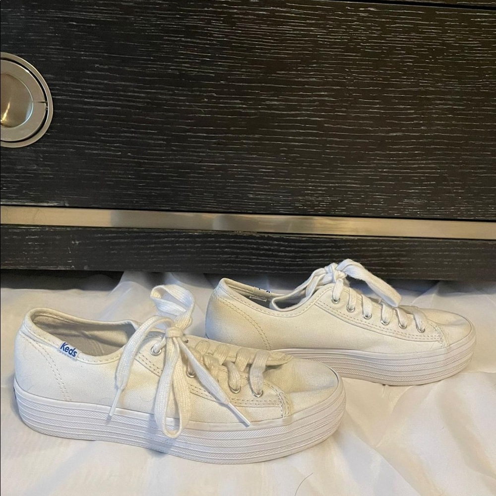 Keds - Picture 2 of 5